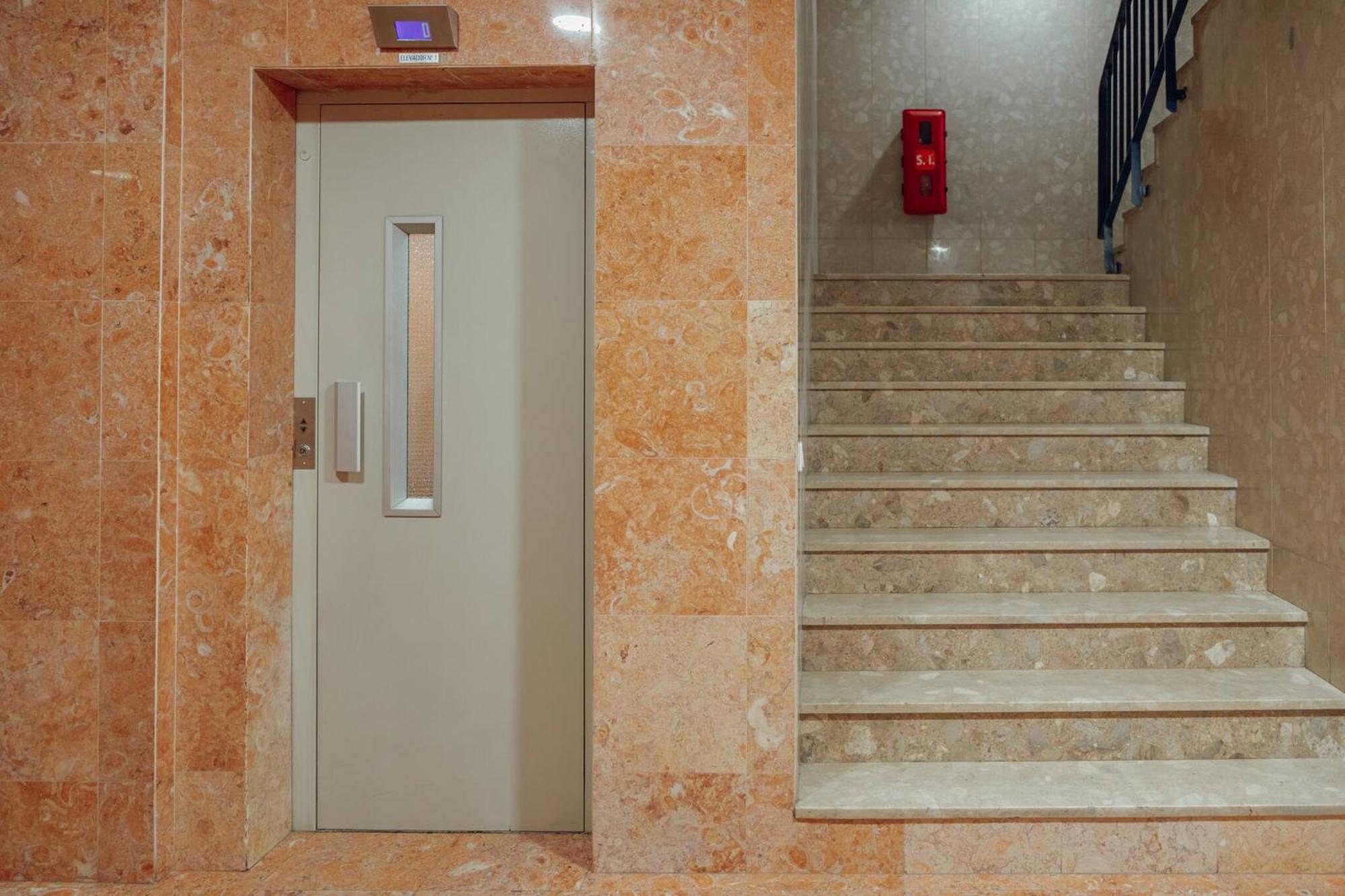 Bright Apartment By Hosty Порту Экстерьер фото